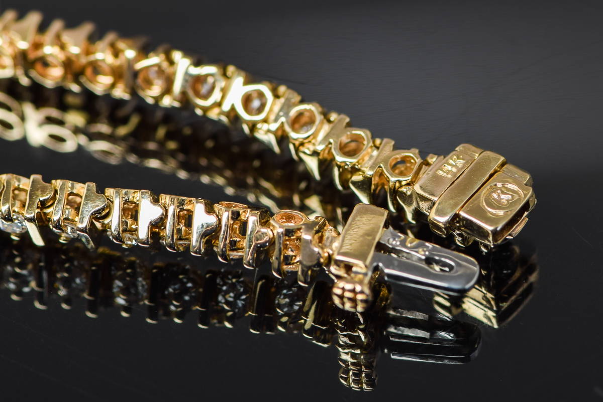 14K Yellow Gold and 2.00 CTW Diamond Tennis Bracelet