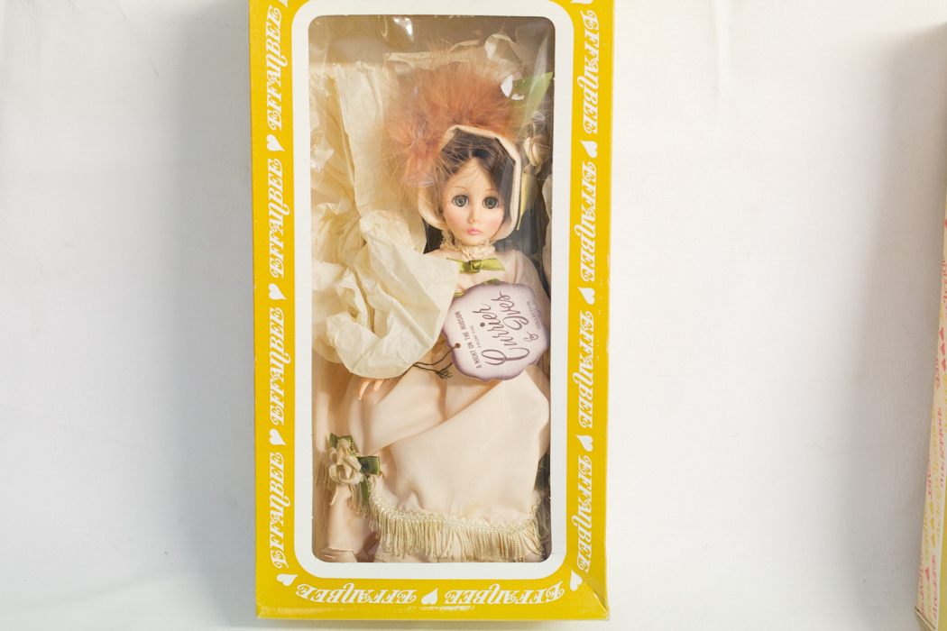 Effanbee Currier and Ives Collection "A Night on the Hudson" (#1255) and "Life in the Country" (#1254)