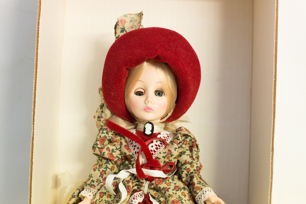 Effanbee Currier and Ives Collection "A Night on the Hudson" (#1255) and "Life in the Country" (#1254)