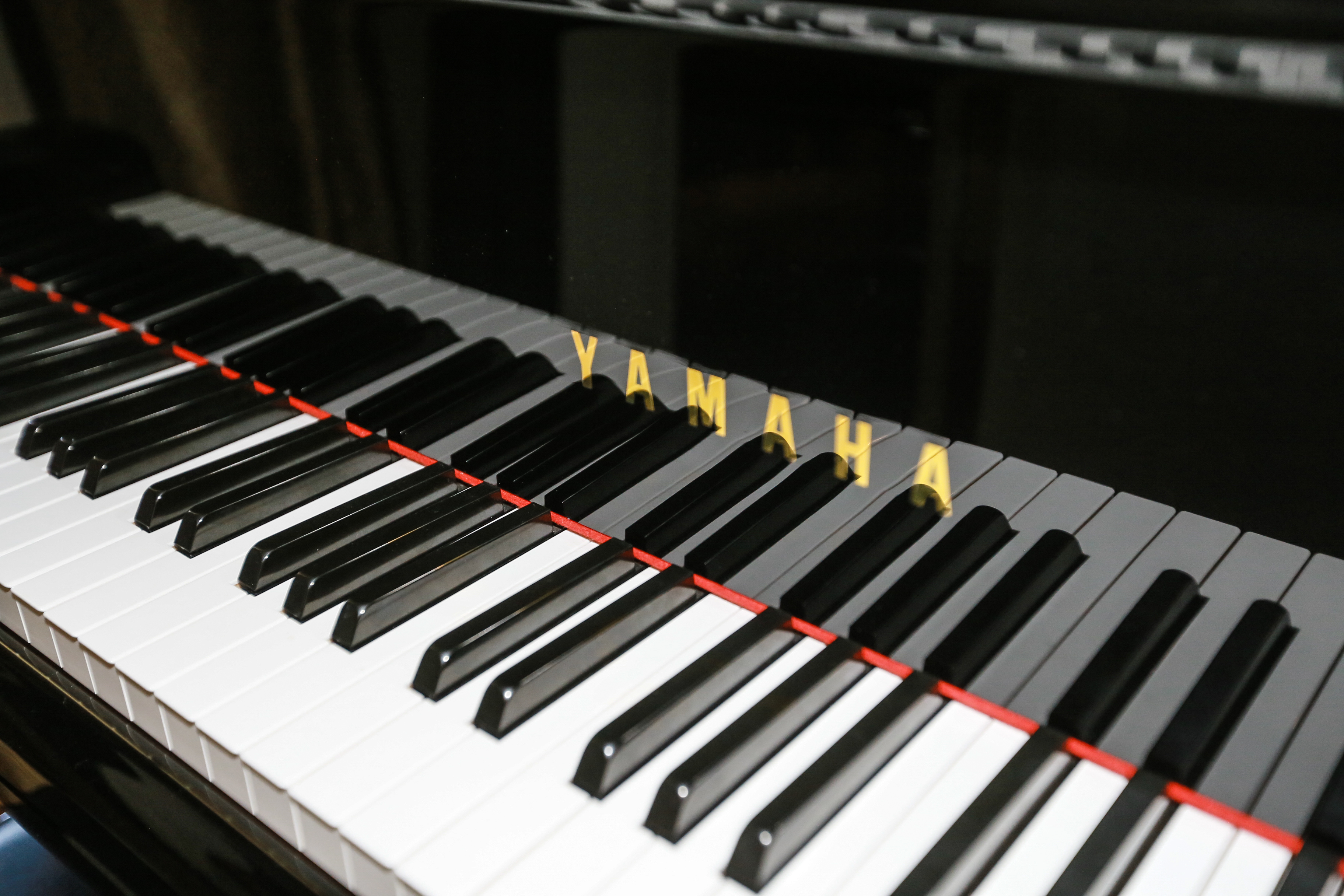 Yamaha GC1 Baby Grand Piano