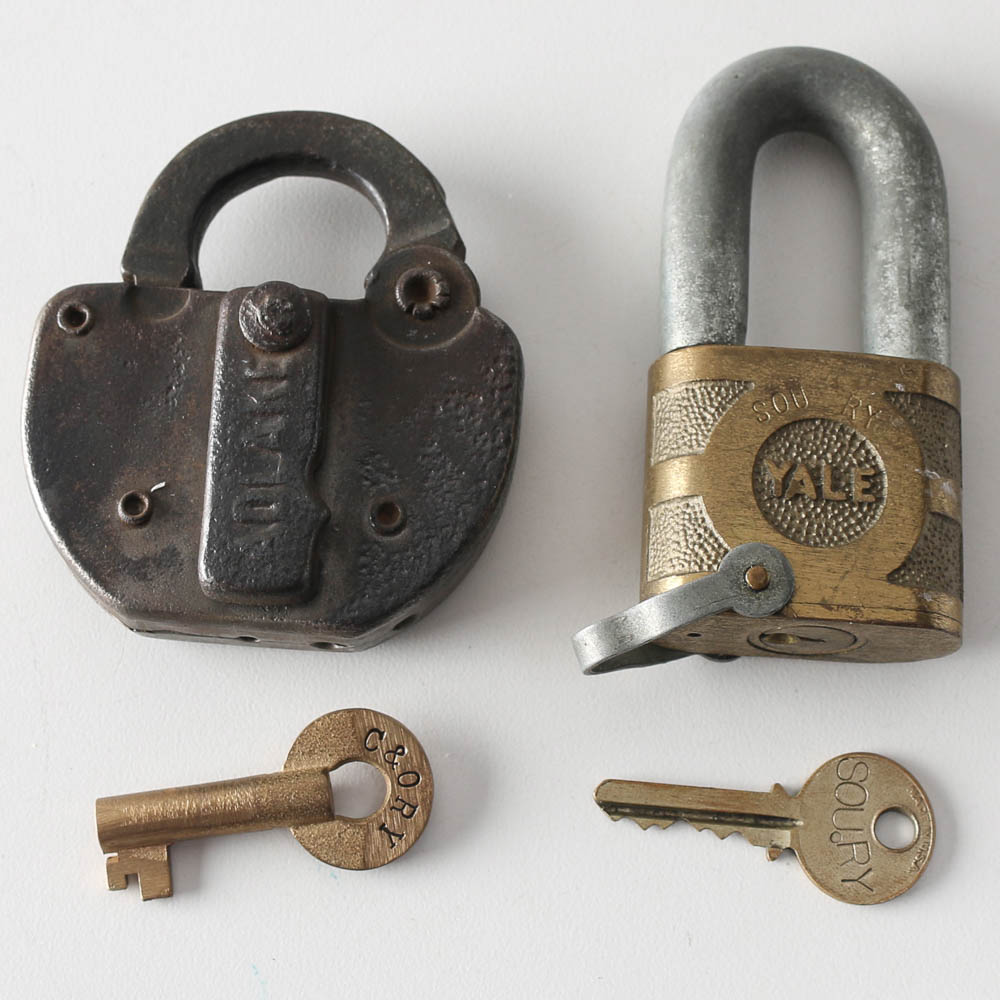 Adlake and Yale Railroad Switch Locks with Keys