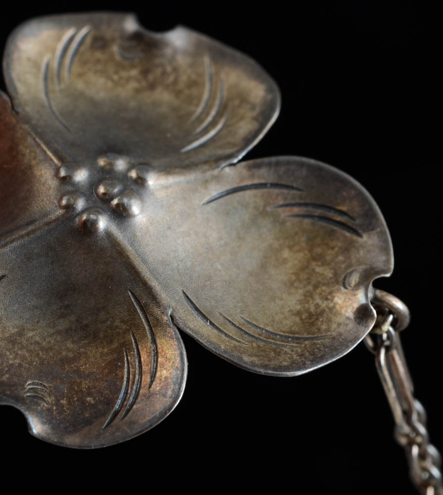 Stuart Nye of North Carolina Sterling Silver Dogwood Flower Pendant Necklace