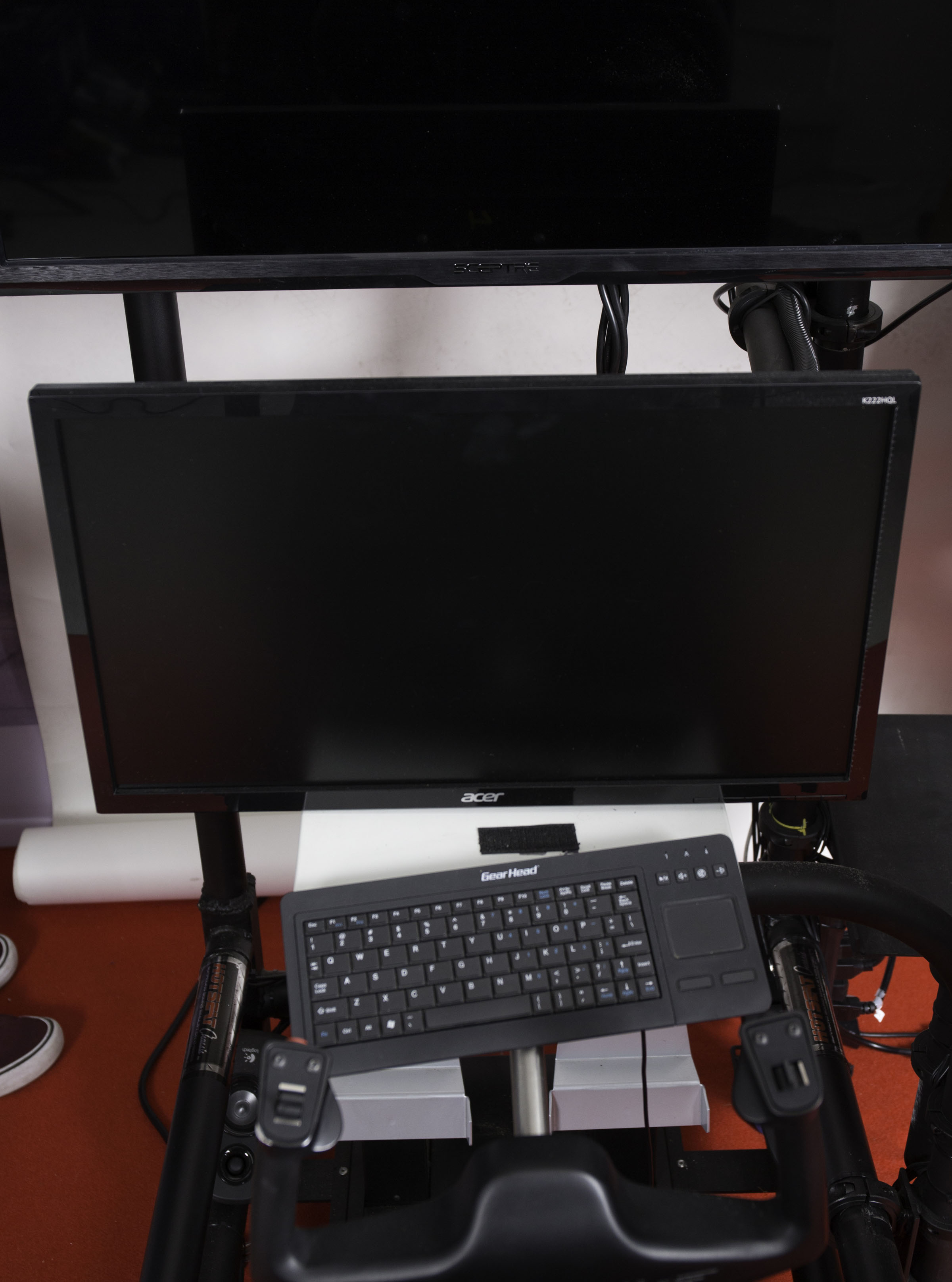 HotSeat Triple Screen Flight Simulator With Additional Components