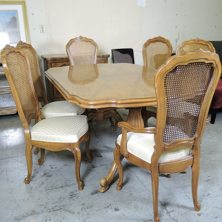 Pedestal Dining Thomasville Dining Table And Chairs ?Thomasville