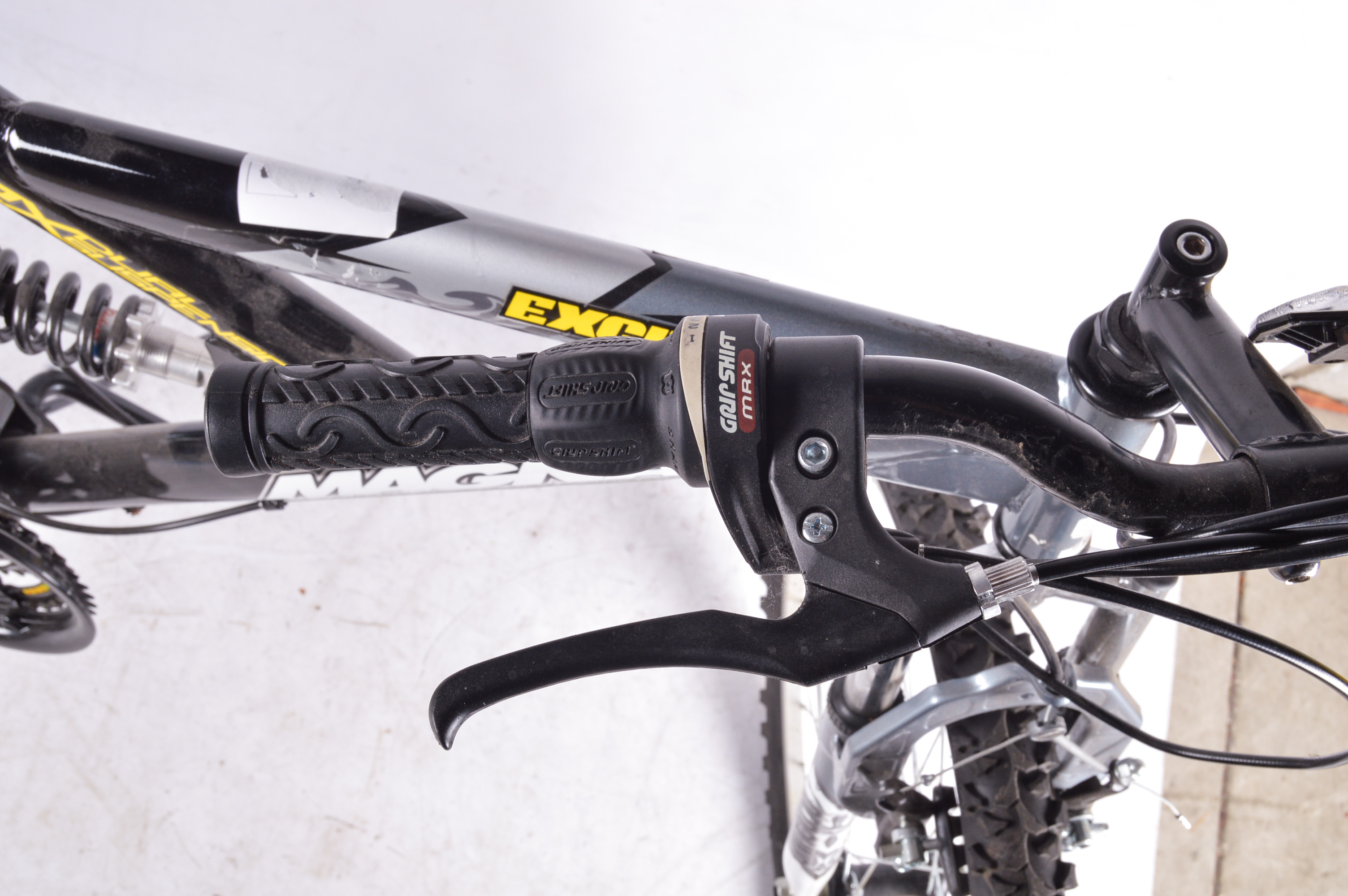 21-Speed Men's Magna Excitor Mountain Bike