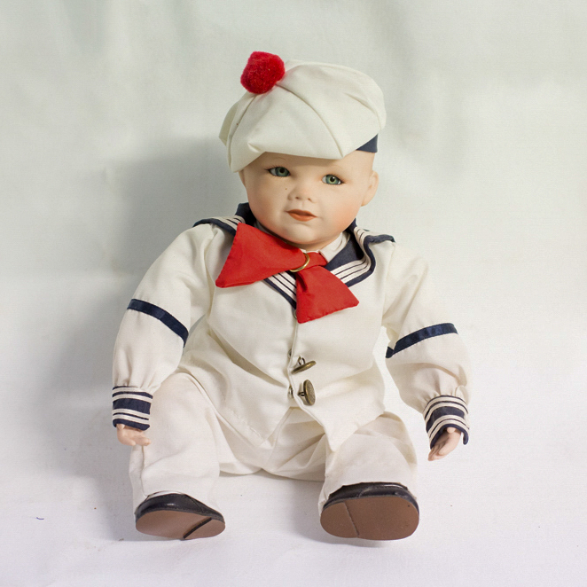 1987 Yolanda's Picture Perfect Babies "Matthew" Doll