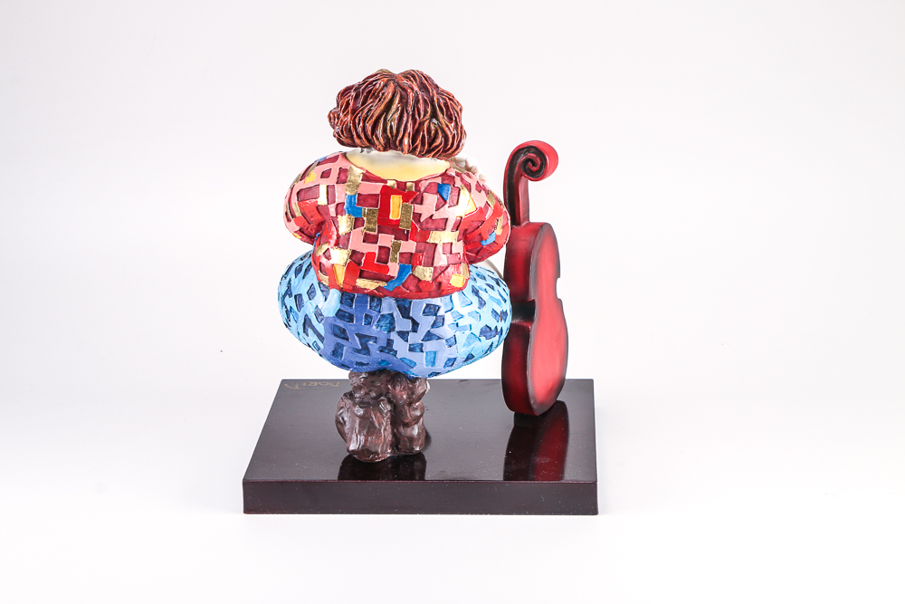 Dorit Levi Sculpture "Peaceful Intermission"