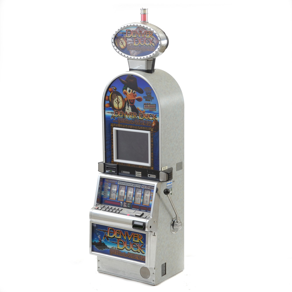 "Denver Duck and the Quest for the Golden Egg" Slot Machine