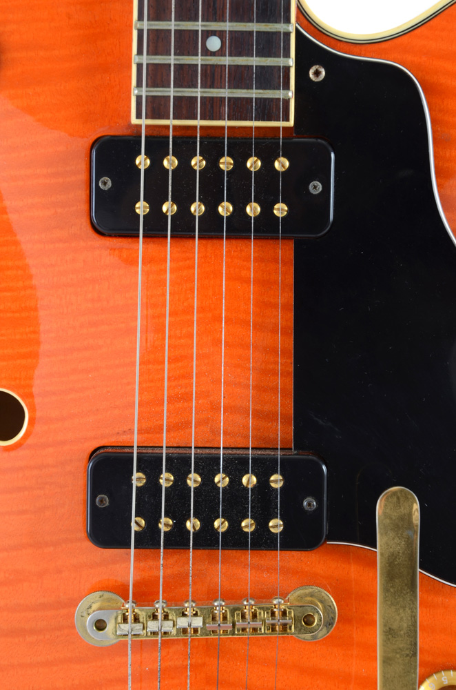 Yamaha AES 1500 Semi-Hollow Body Guitar