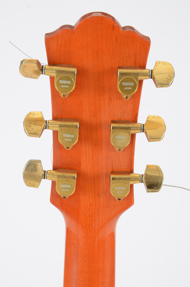 Yamaha AES 1500 Semi-Hollow Body Guitar