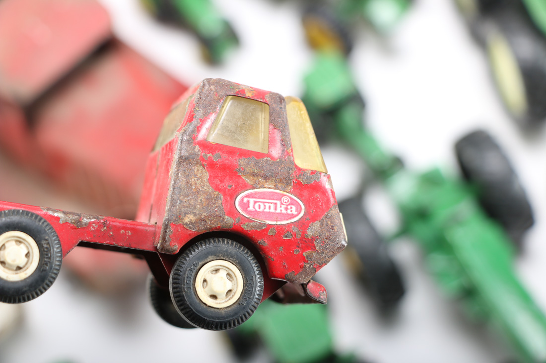 Farm Theme Diecast Toys Featuring John Deere