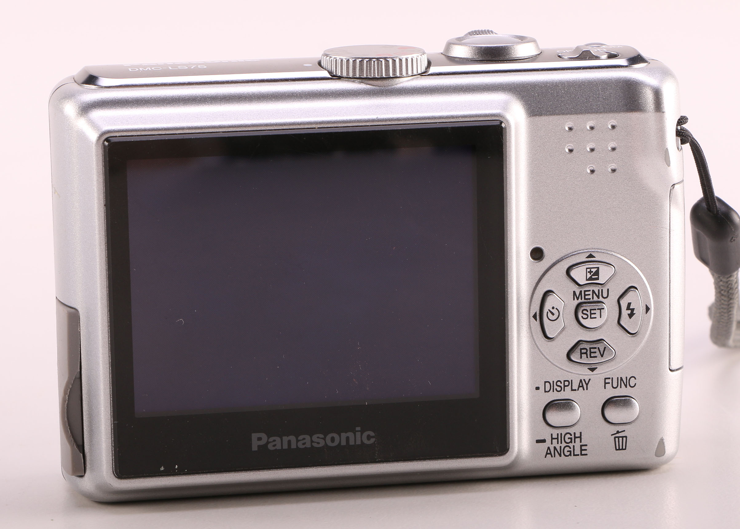 Panasonic Lumix DMC-LS75 Camera
