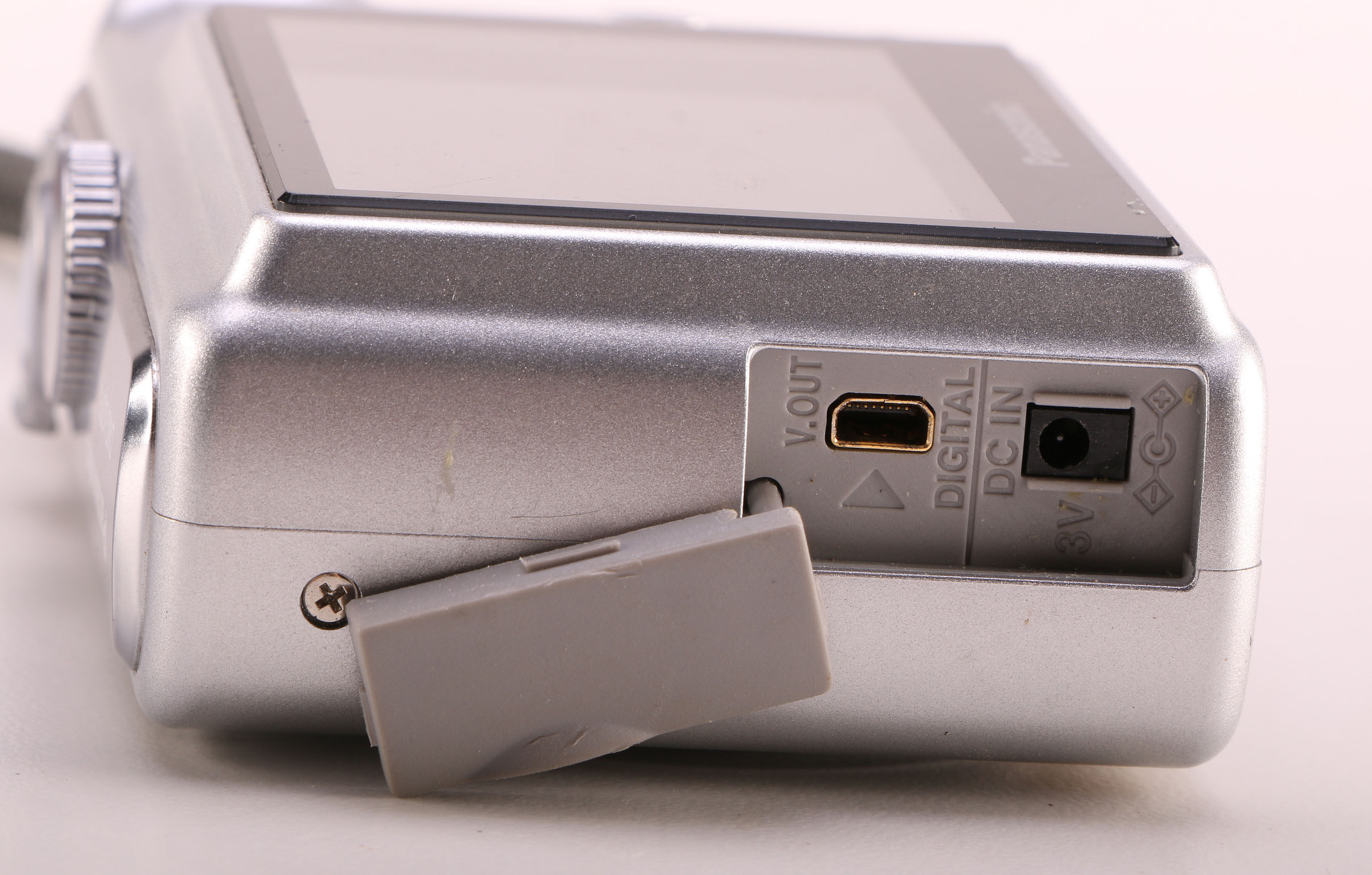 Panasonic Lumix DMC-LS75 Camera