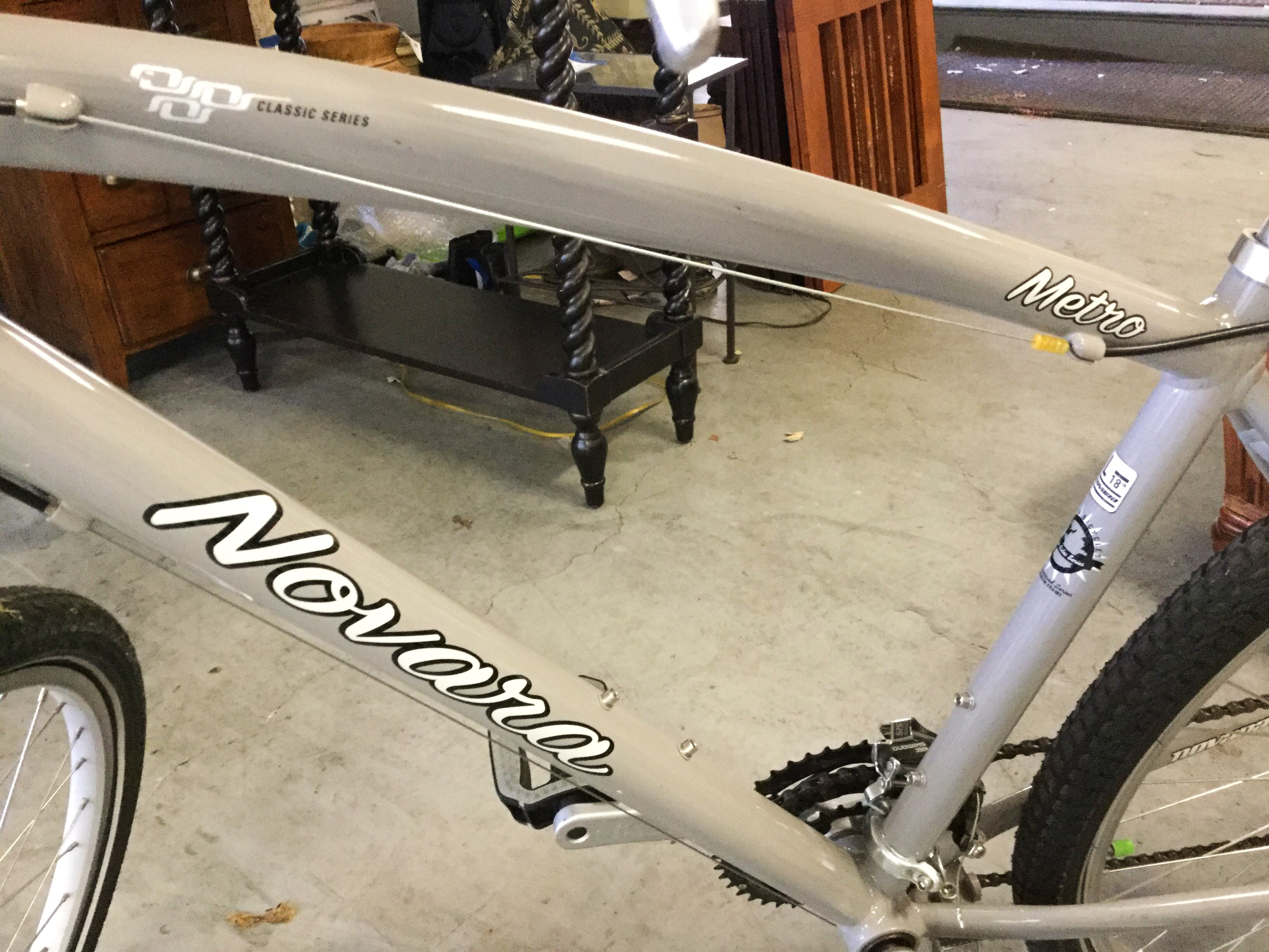 Novara Metro Bicycle