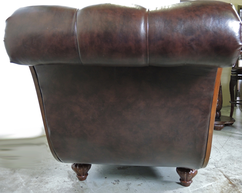 Newport Furniture Tufted Leather Chaise Lounge Chair