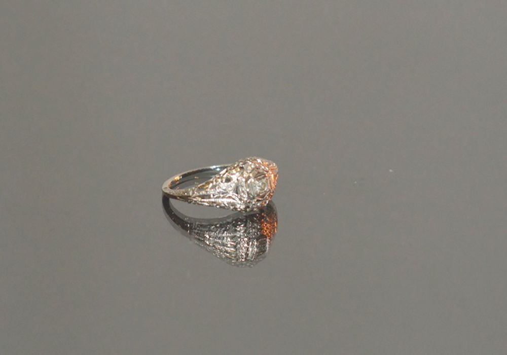 Vintage 18 Karat White Gold Filigree Ring