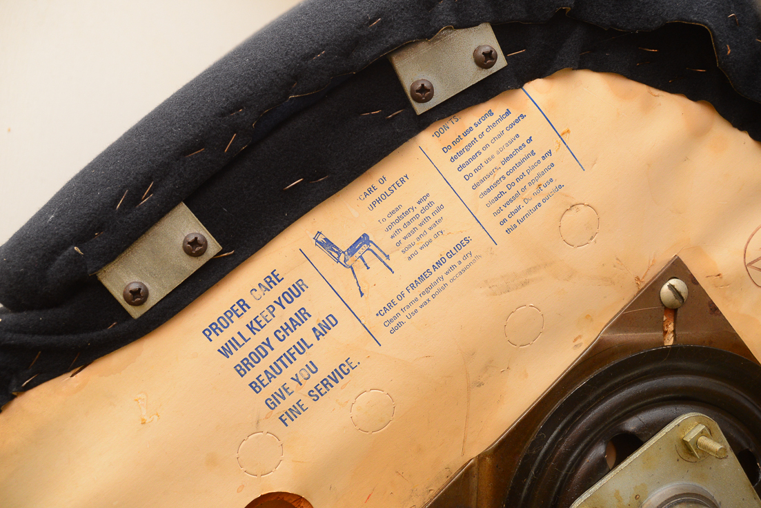 Vintage Brody Swivel Chair