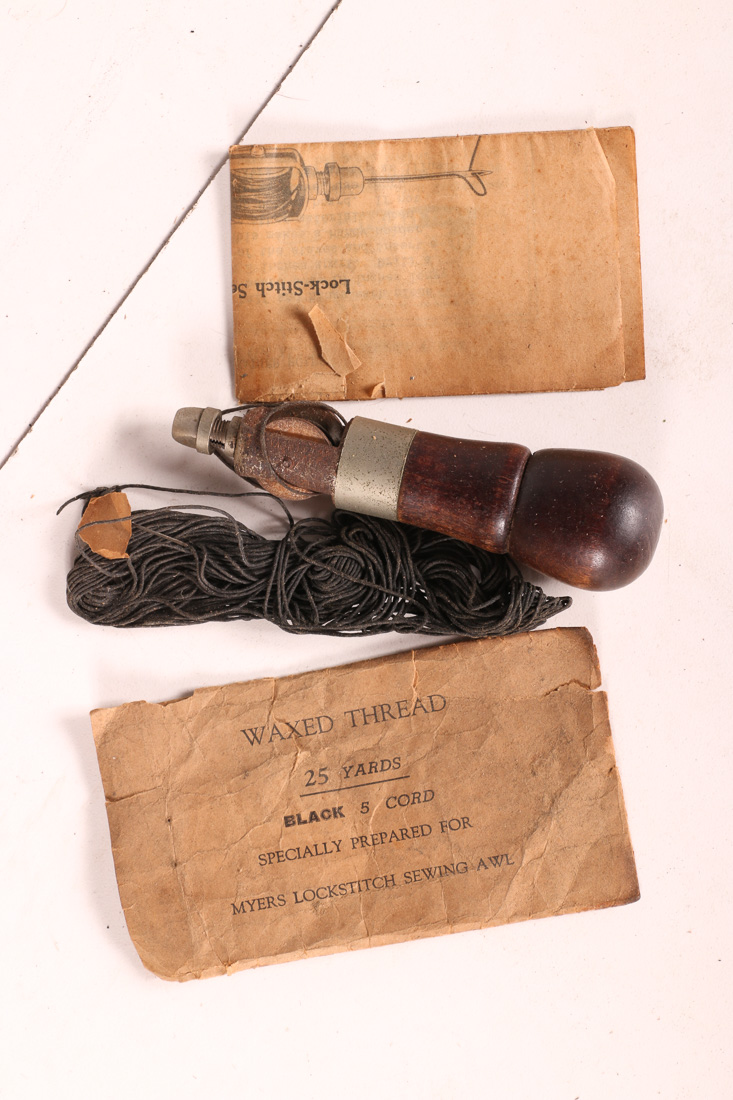 Nova Model Vintage Necchi Sewing Machine