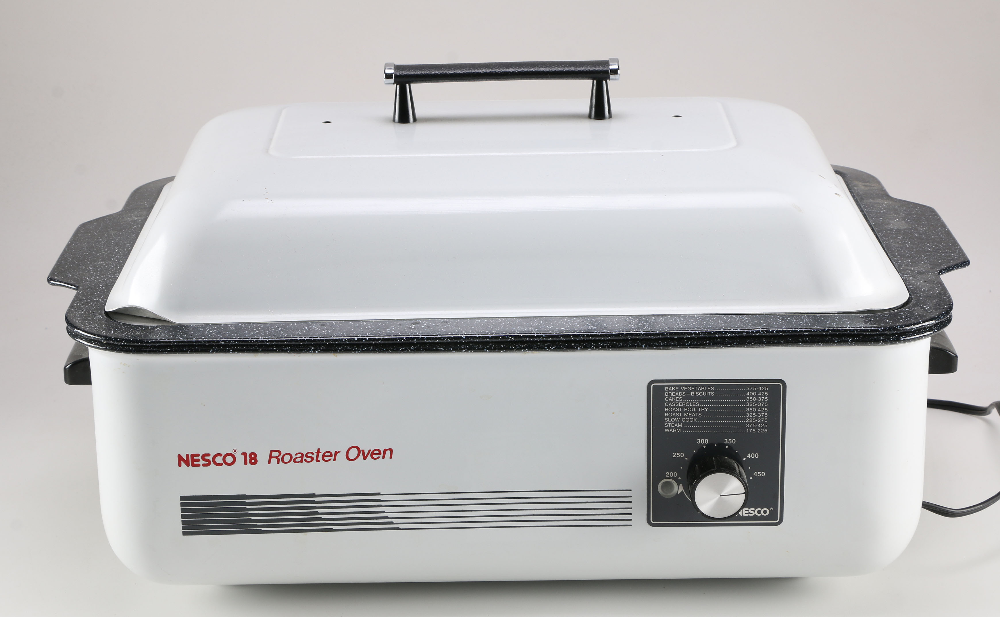 Nesco 18 Roaster Oven