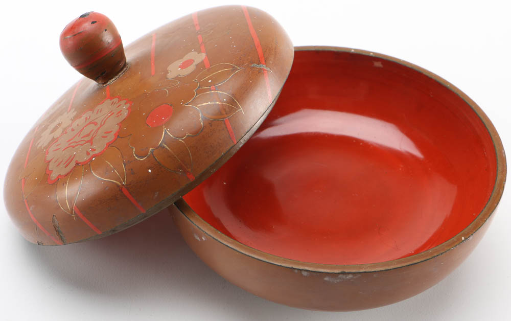 Vintage Japanese Table Items and Decor