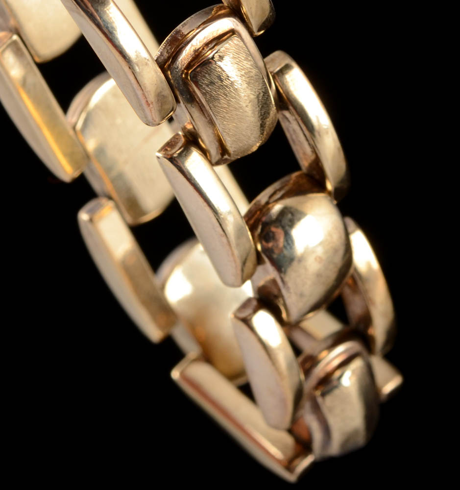 1940s Vintage 8K Yellow Gold Openwork Link Bracelet