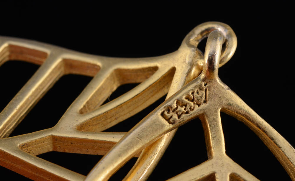 Openwork Leaf Link Bracelet