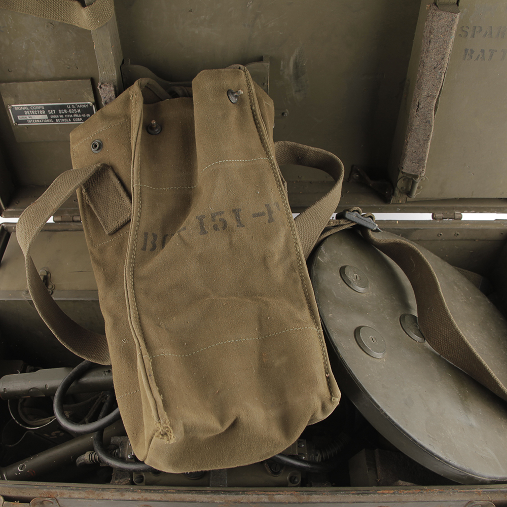 Original WWII Signal Corps U.S. Army Mine Detector Set
