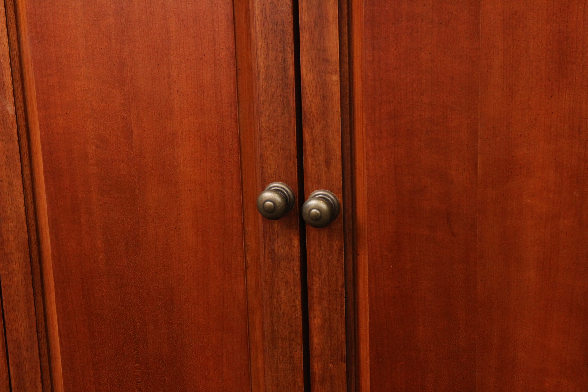 Three Piece Cherry Bedroom Set by Bob Timberlake