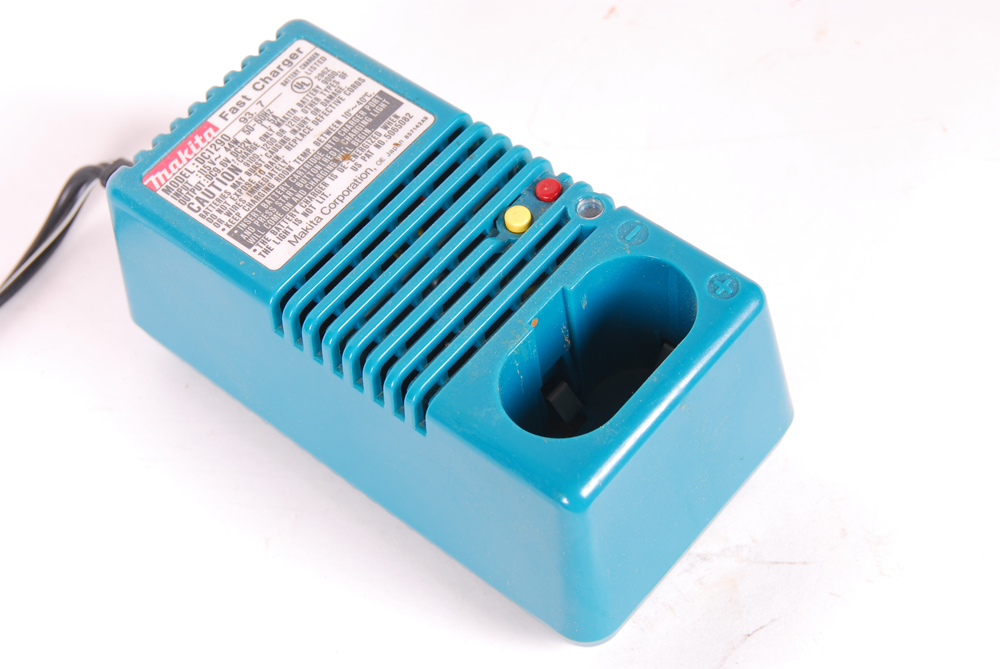 Makita 6211D Power Drill