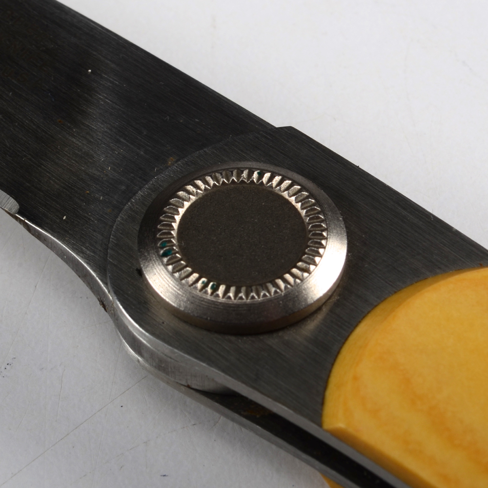 Gerber "Paul" Push Button Pocket Knife