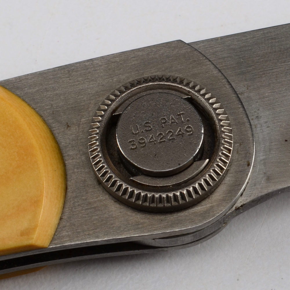 Gerber "Paul" Push Button Pocket Knife