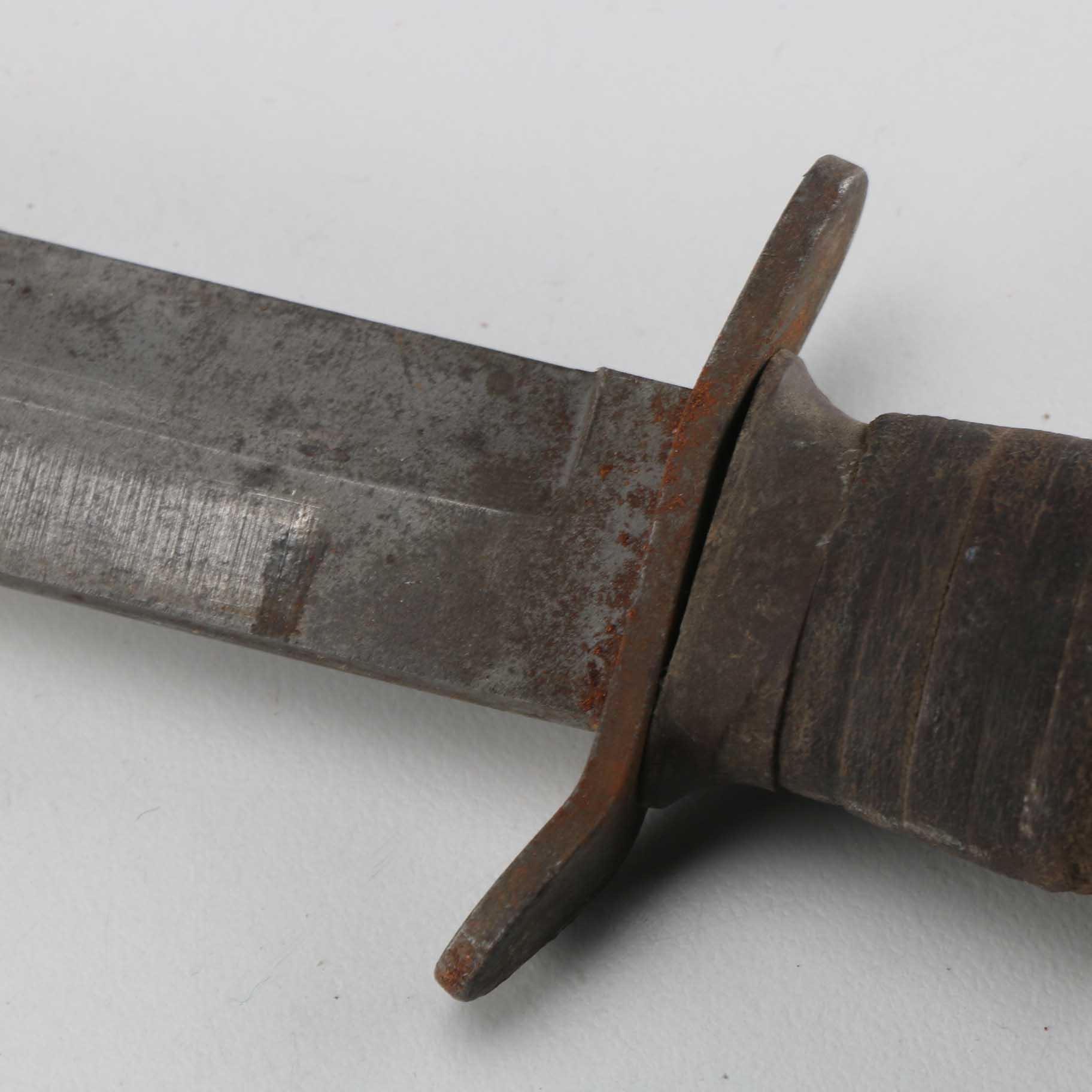 Military Style Knife with Sheath