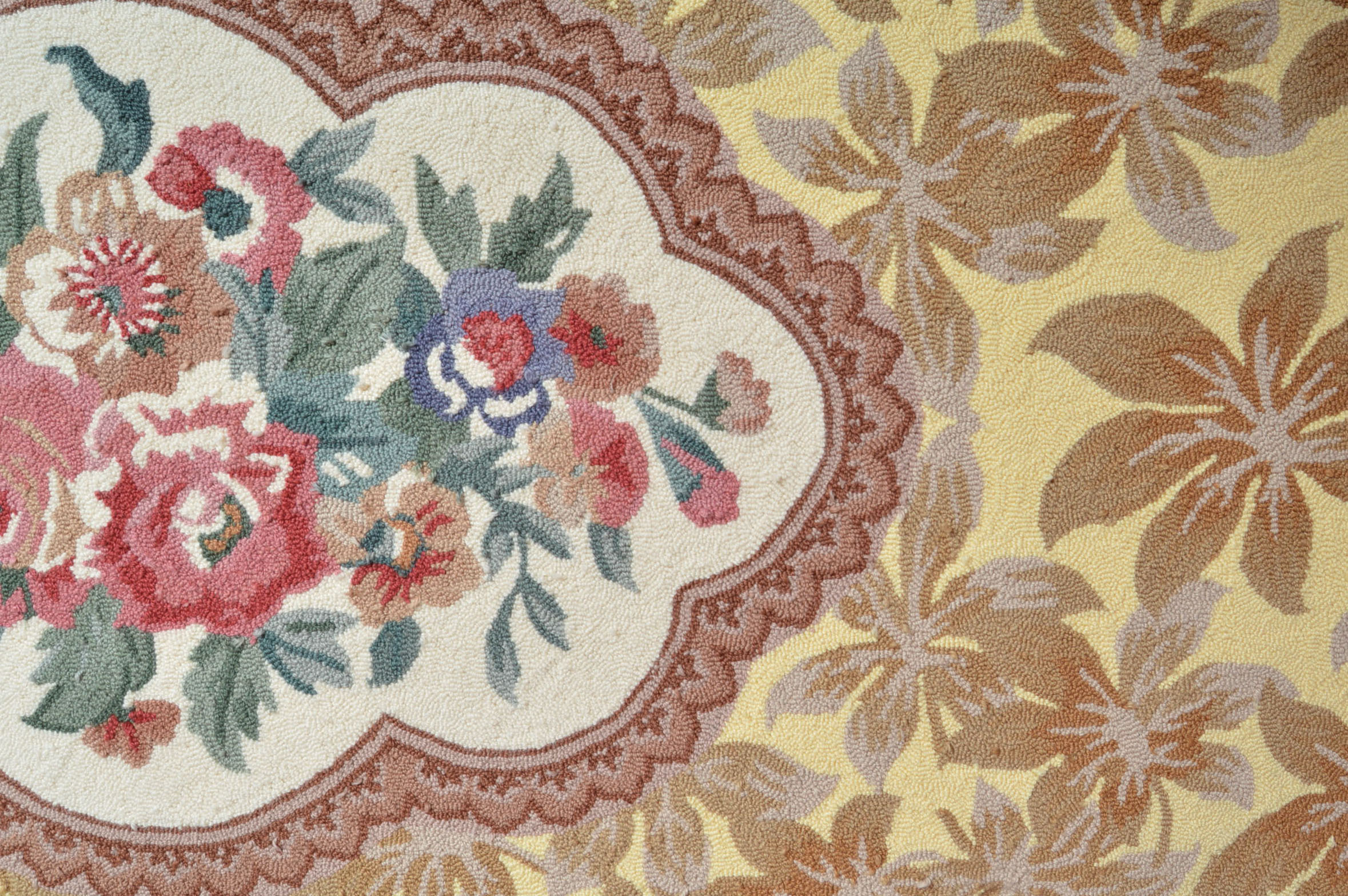 Savannah Petit Point Hand Hooked Wool Area Rug