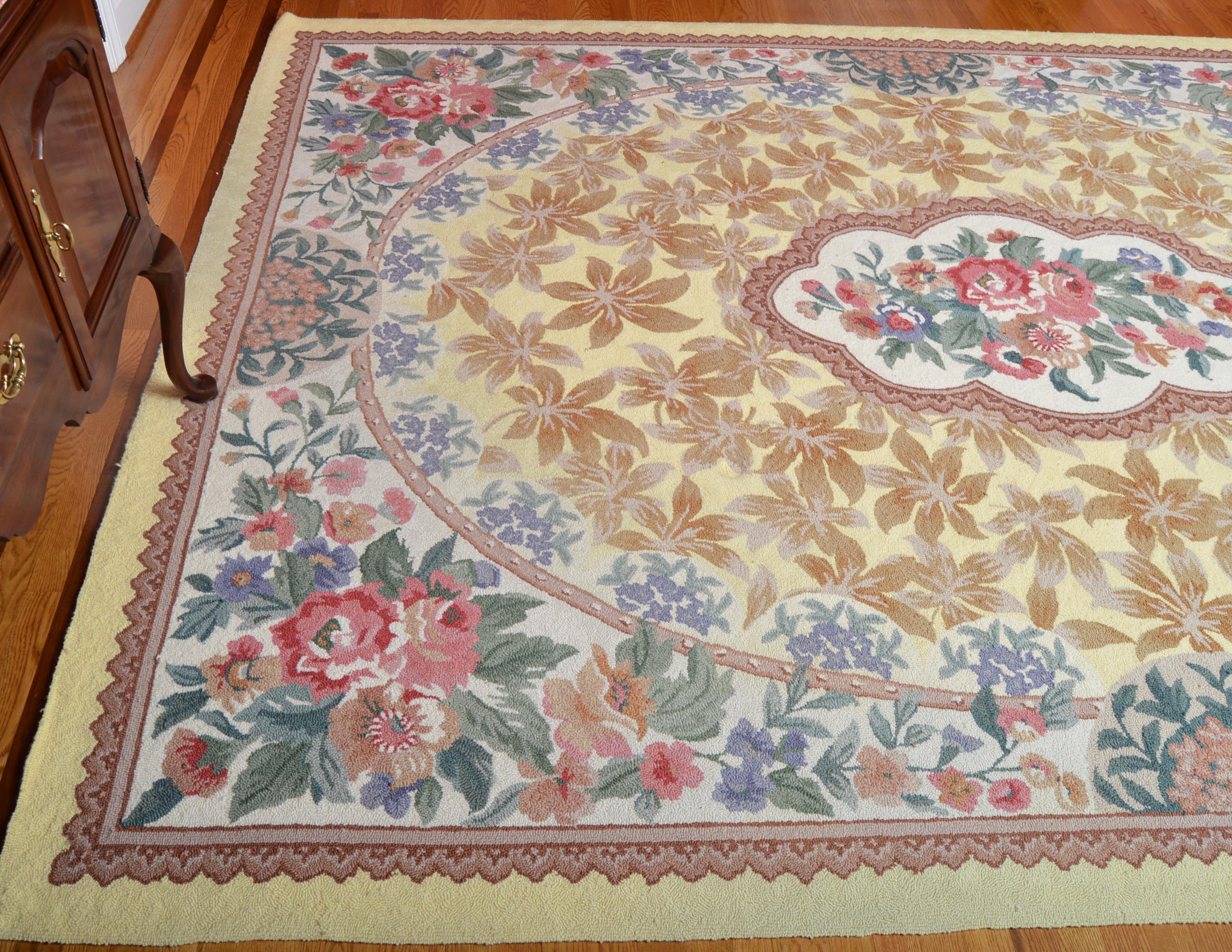 Savannah Petit Point Hand Hooked Wool Area Rug