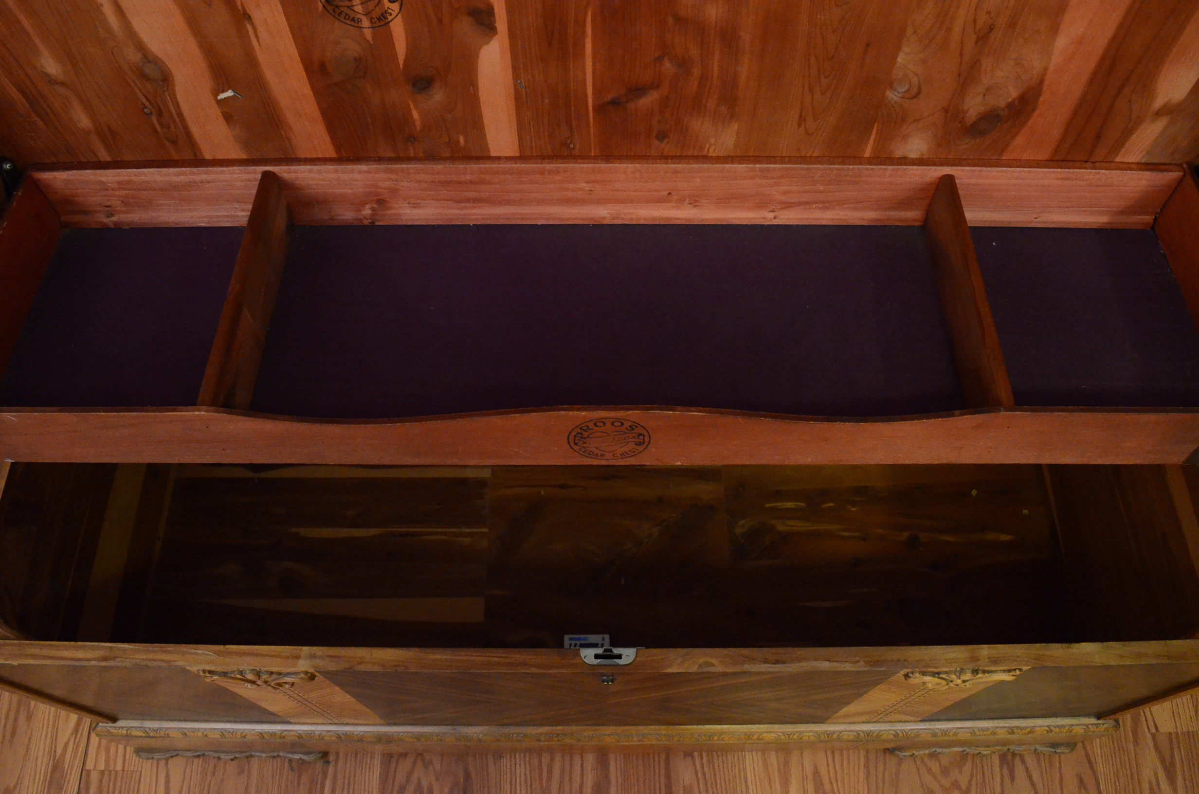 Roos Sweetheart Cedar Chest