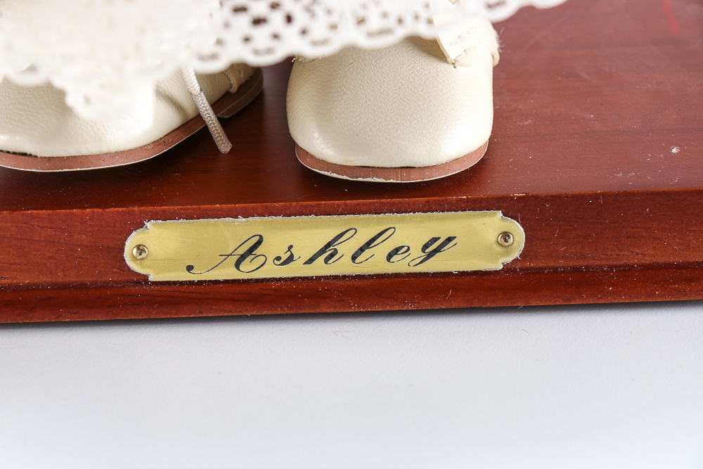 Pair of Seymour Mann Limited Edition Porcelain Dolls