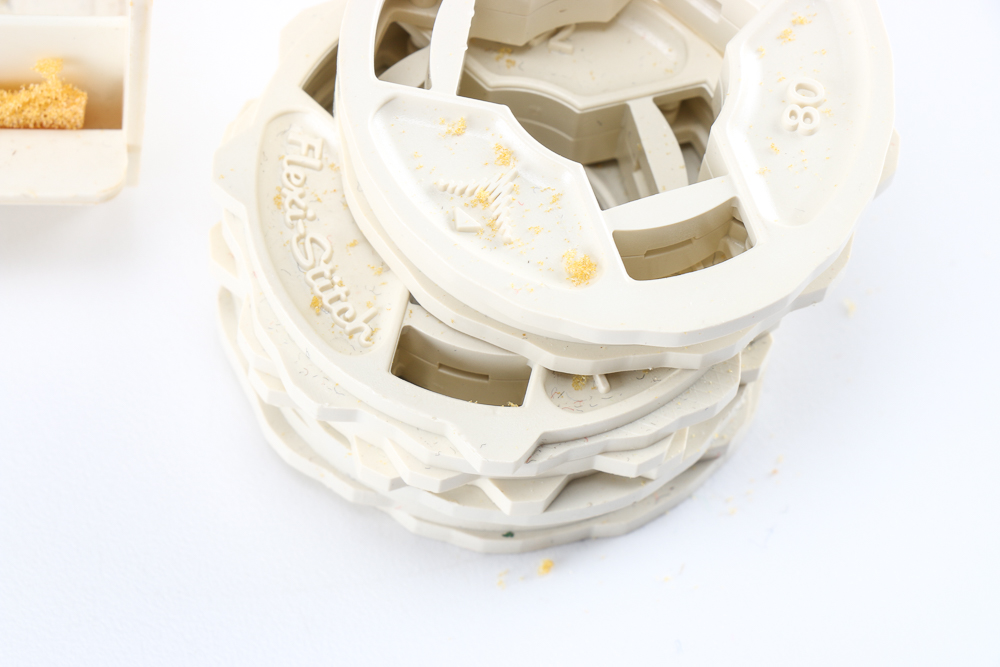 Futura 900 Vintage Singer Sewing Machine