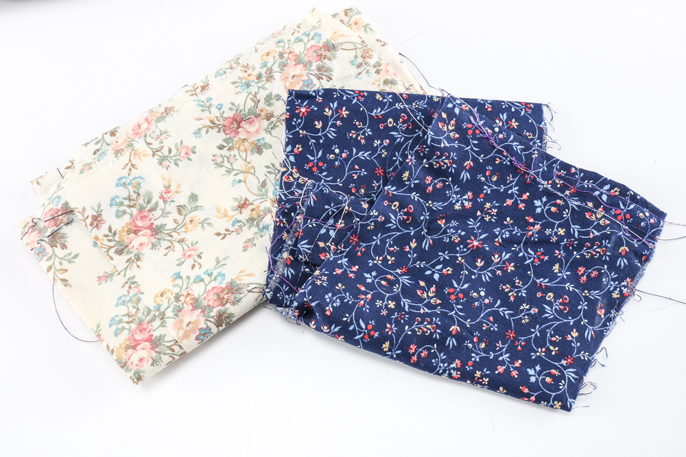 Futura 900 Vintage Singer Sewing Machine