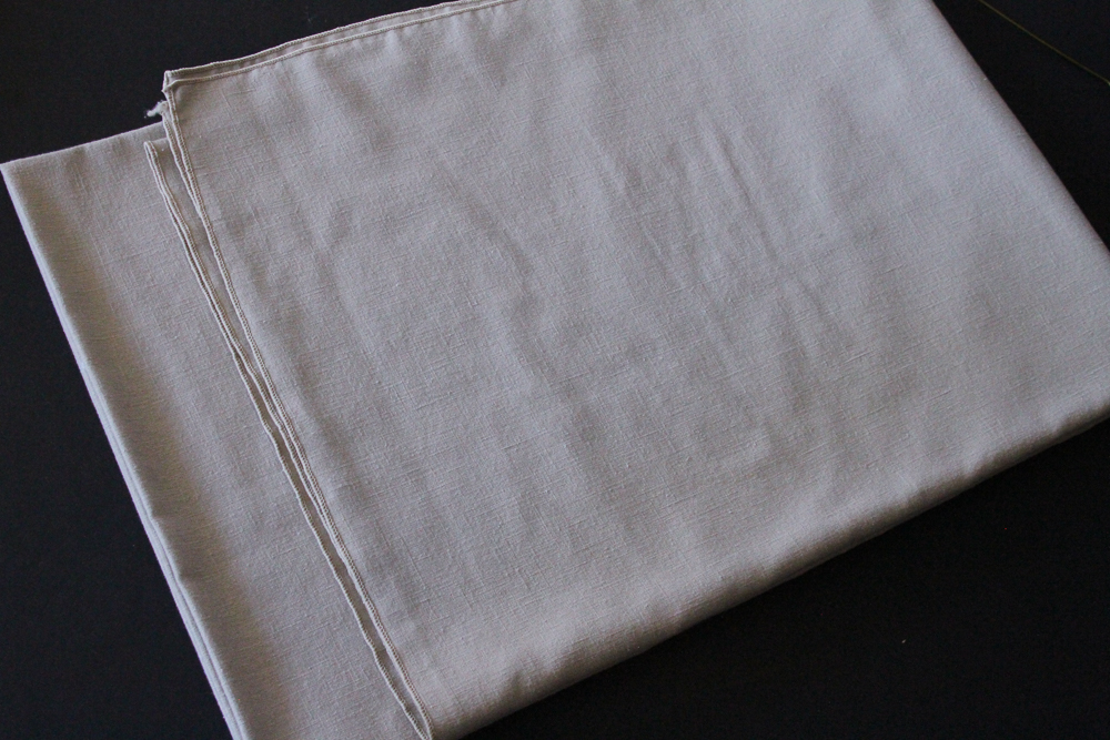 Decorative Tablecloth Assortment Featuring Williams Sonoma