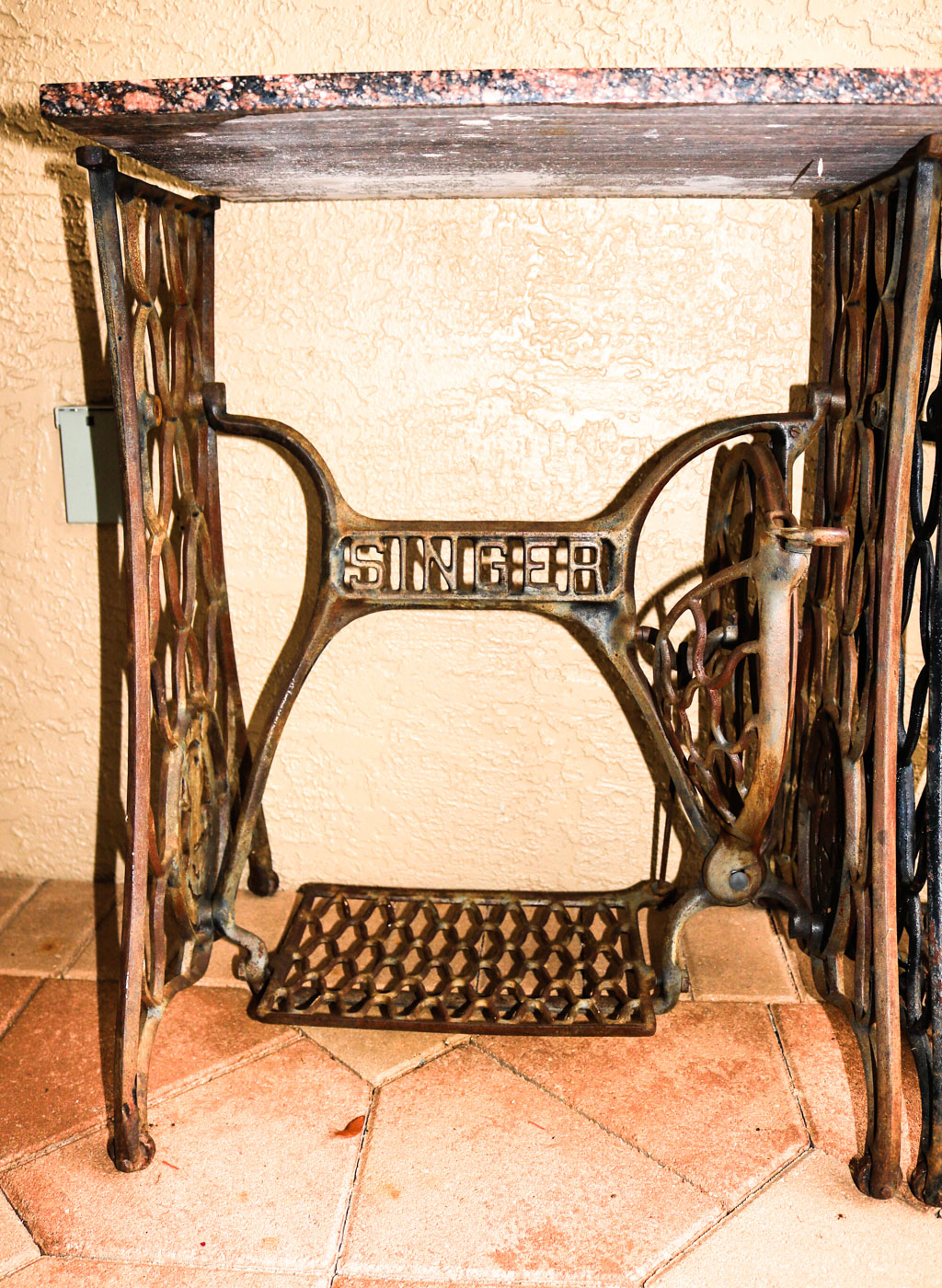 Singer Sewing Machine Table