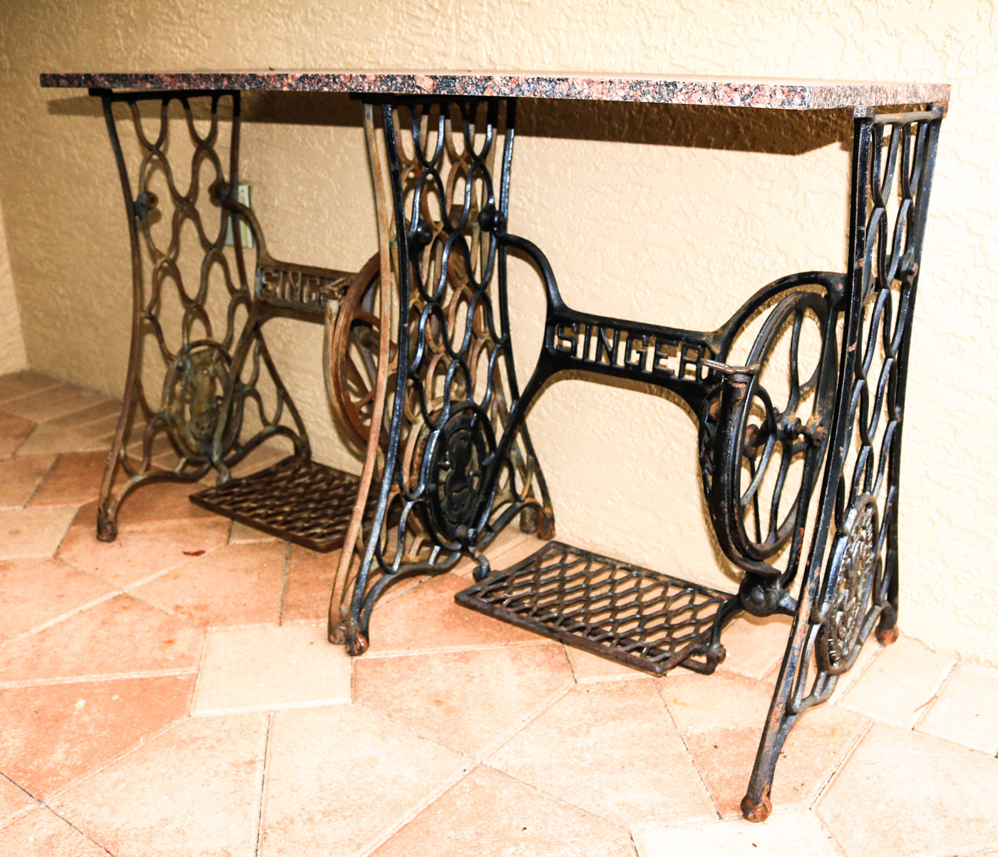 Singer Sewing Machine Table