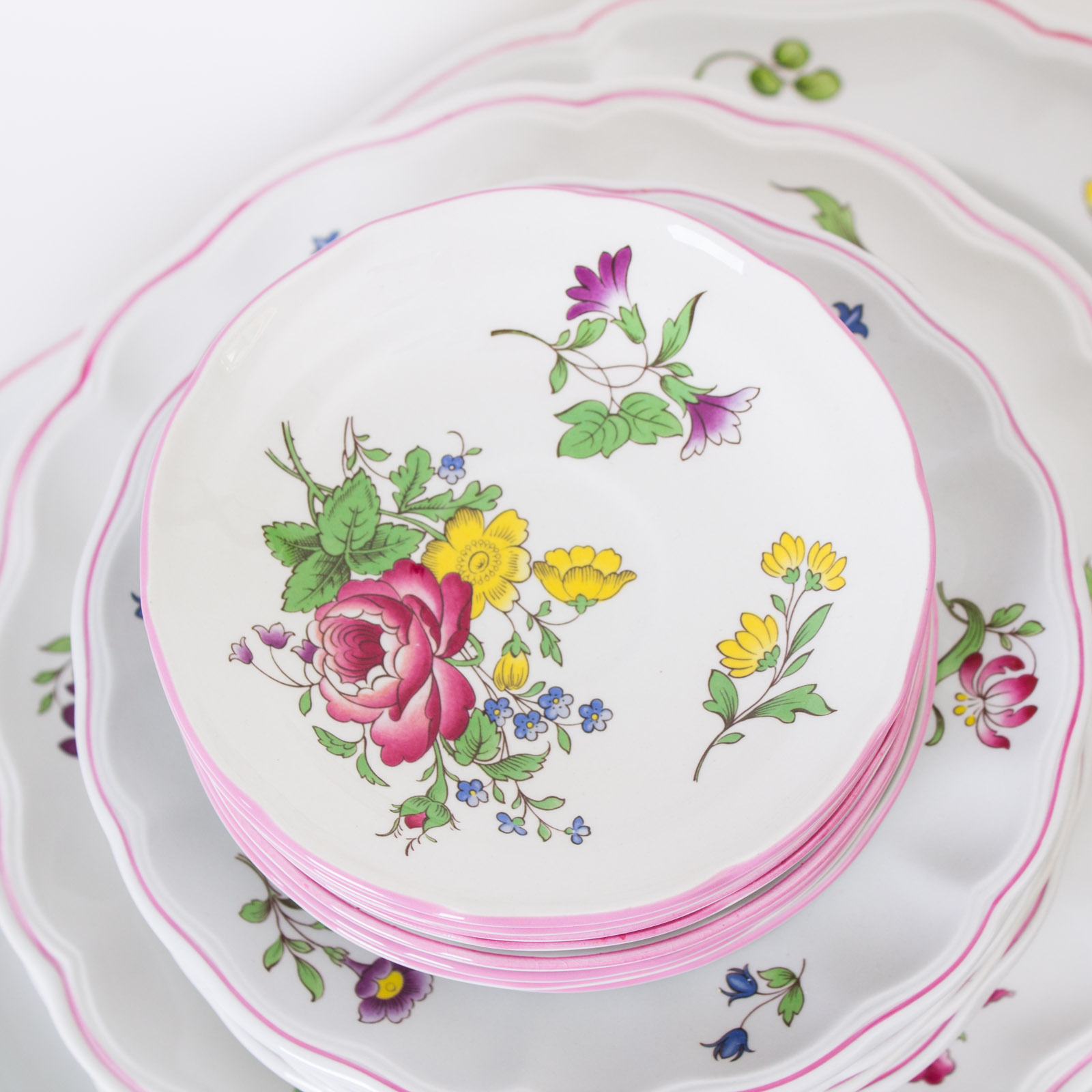 Large Set of Spode "Marlborough Sprays" China