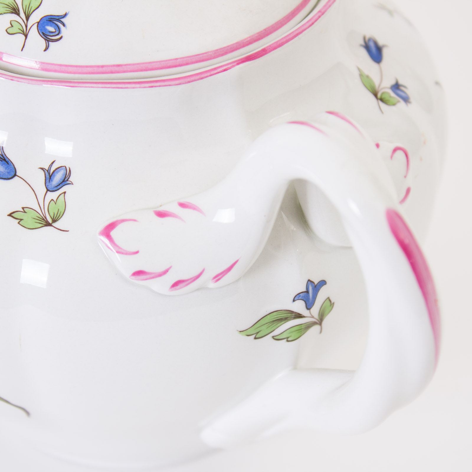 Large Set of Spode "Marlborough Sprays" China