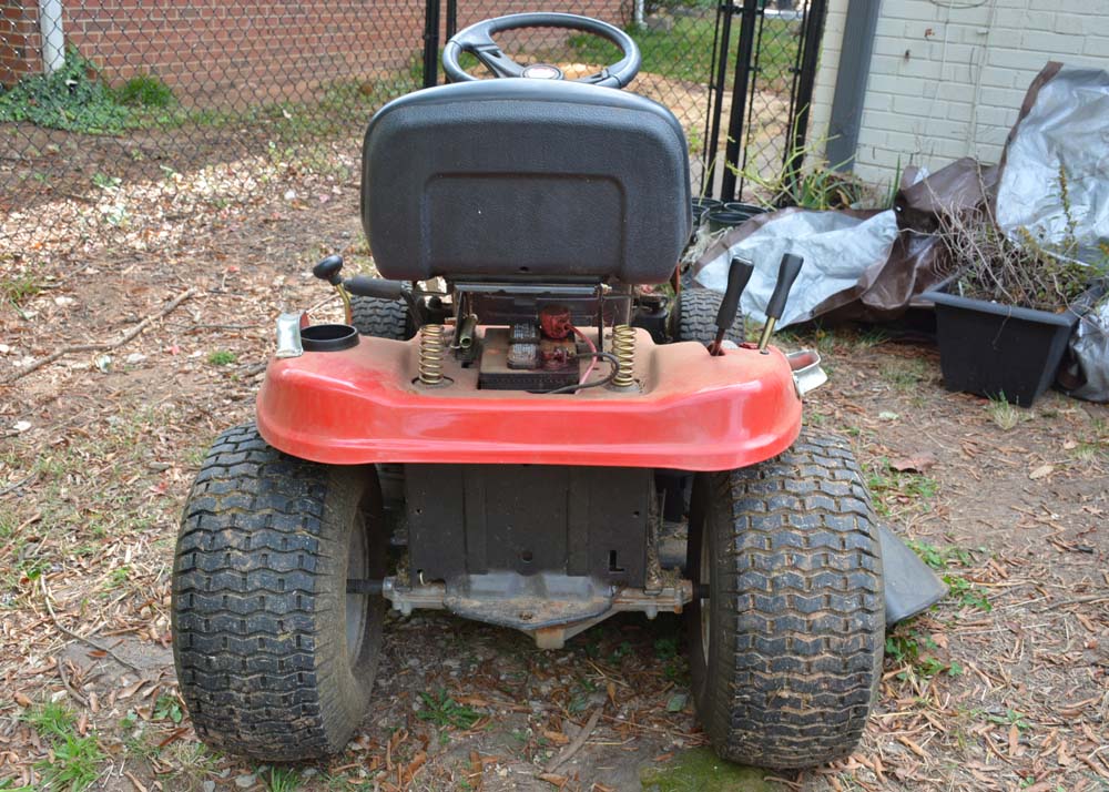 Troy-Bilt Tuffy Riding Lawnmower
