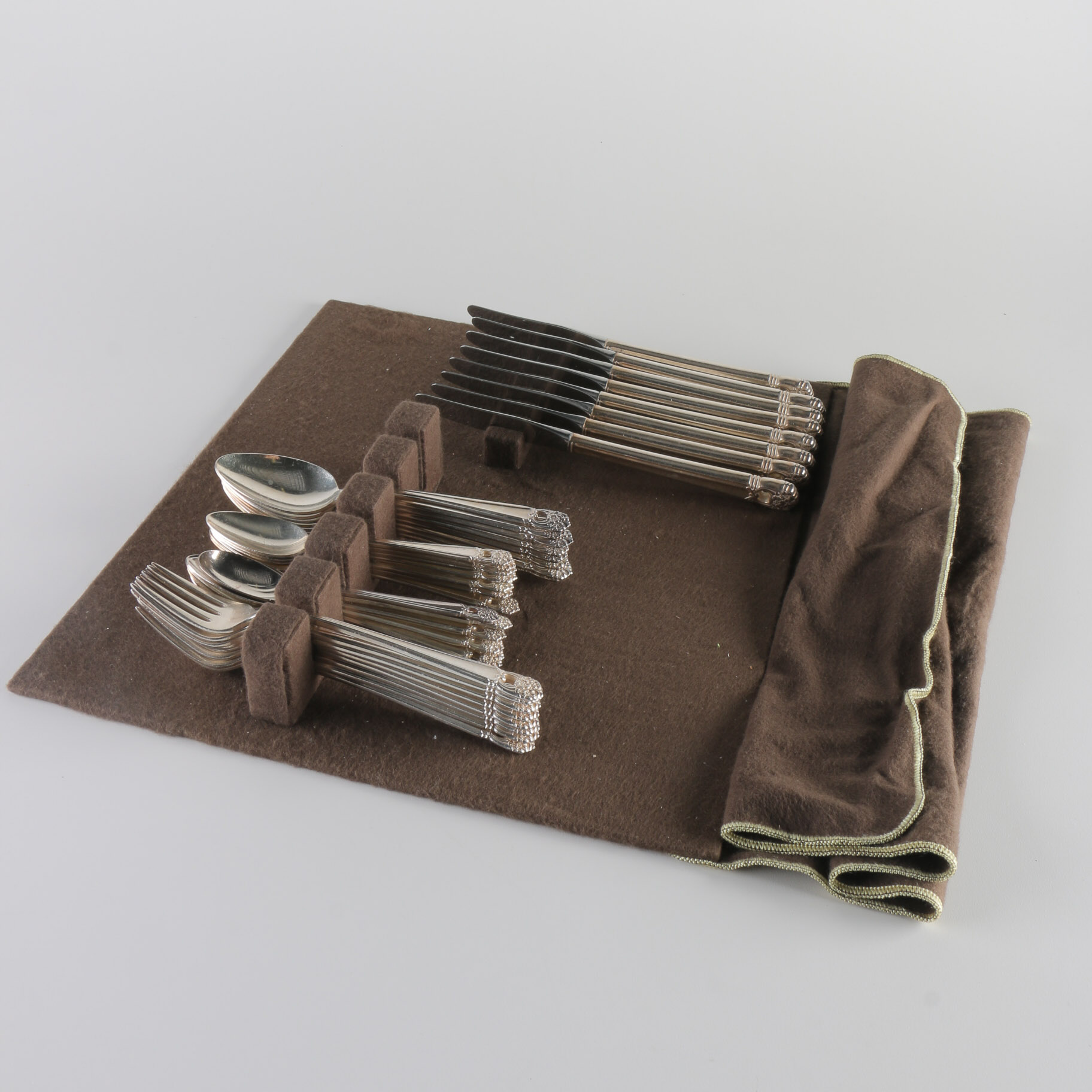 1847 Rogers Bros Silver Plate "Eternally Yours" Silverware Set