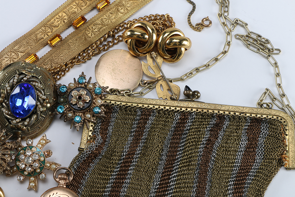 Gold Tone Jewelry Accessories