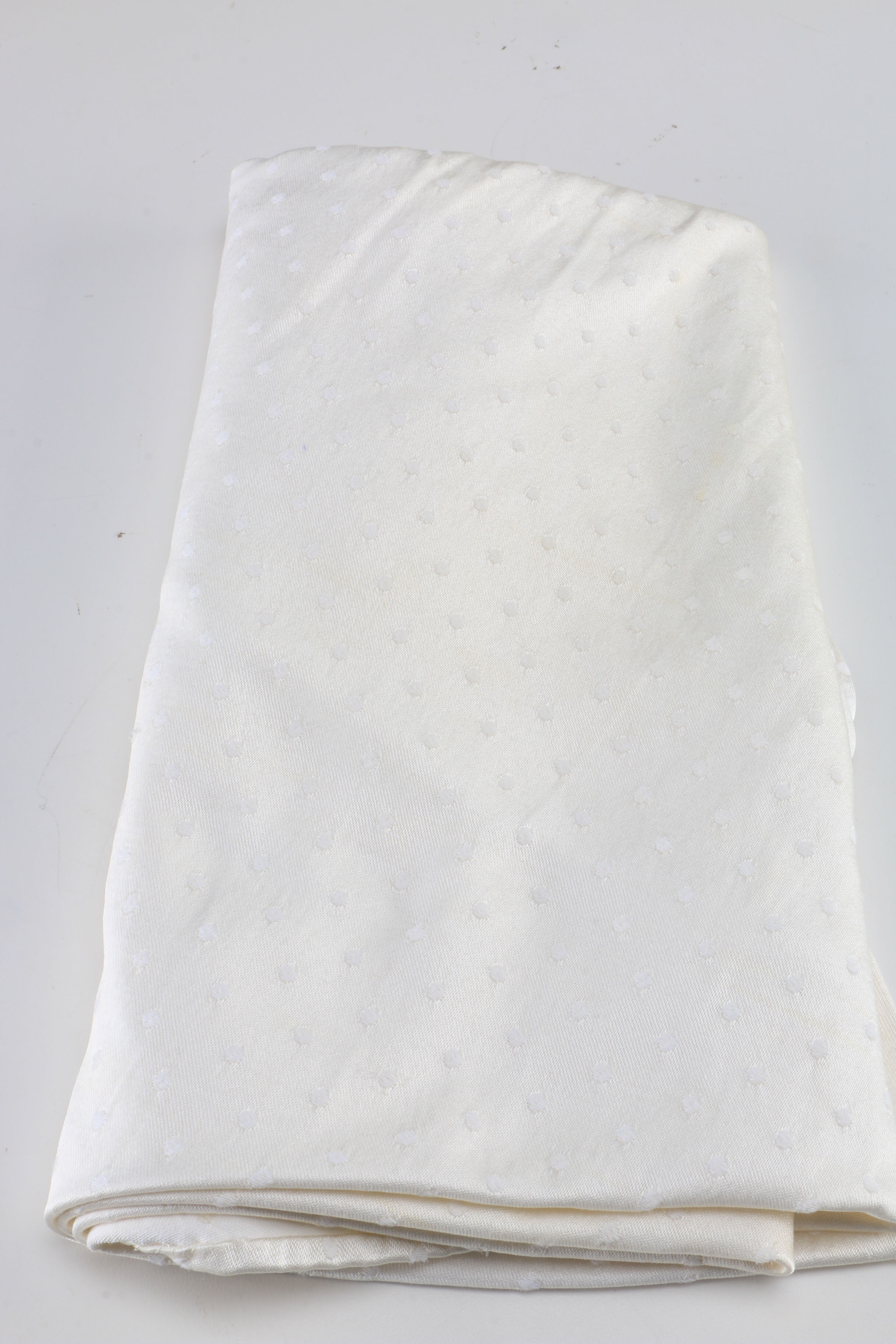 Vintage White Linen Collection