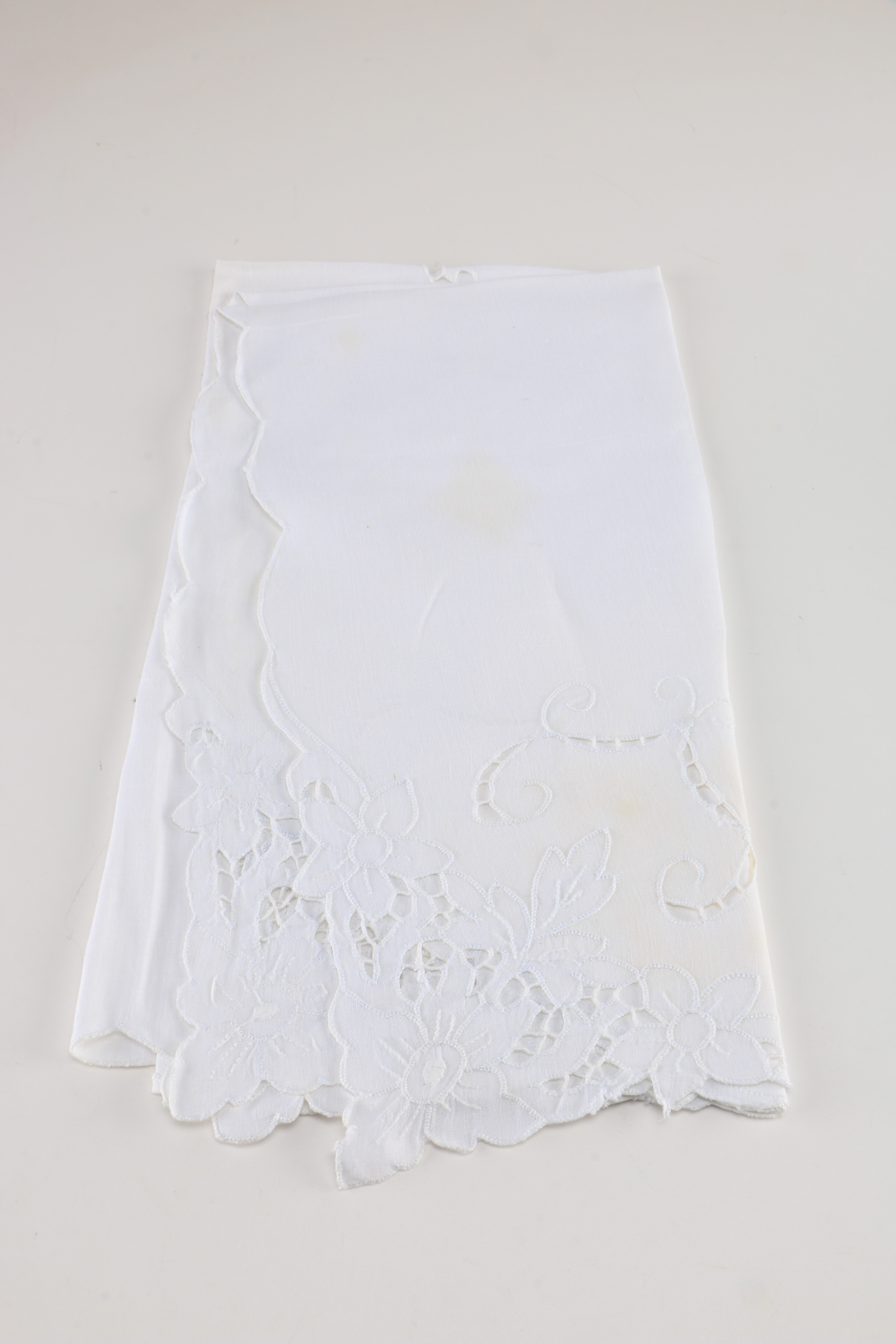 Vintage White Linen Collection