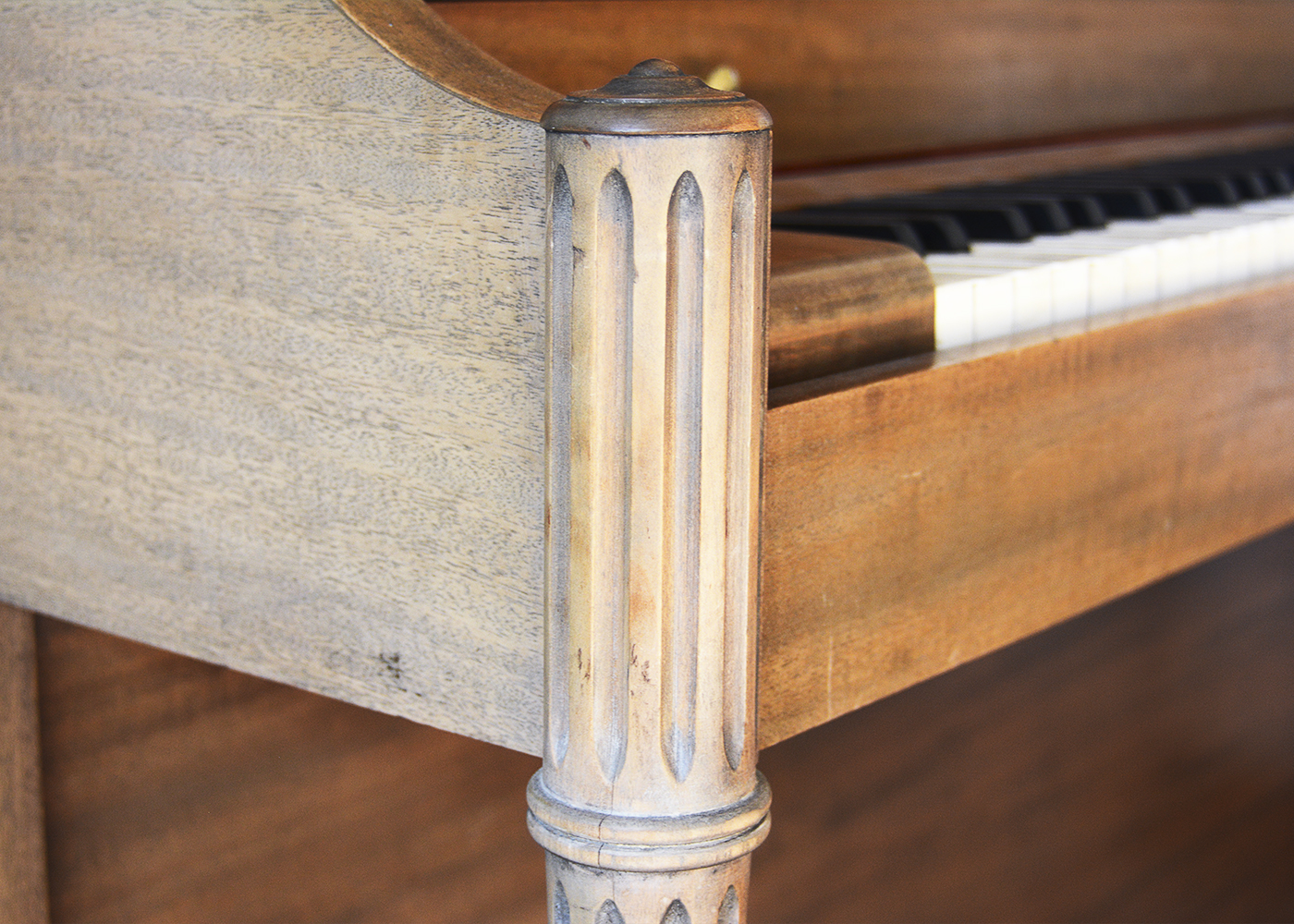 Baldwin Spinet Piano and Bench