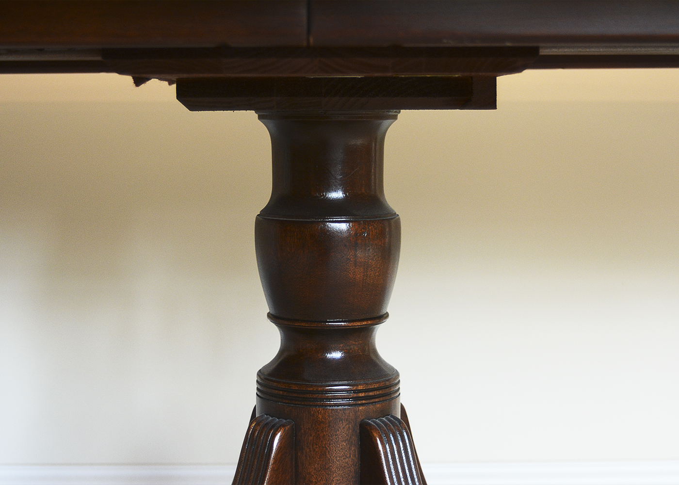 Baker Furniture Duncan Phyfe Style Table with Chairs